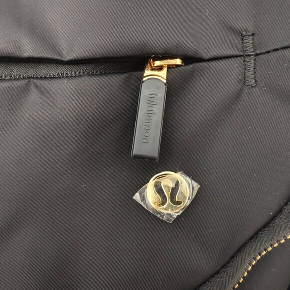 Lululemon All Night Festival Bag 5L Black Gold - Picture 4 of 7
